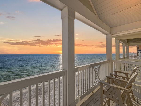 Luxurious Beachfront Home with 6 Bedrooms in Panama City Beach