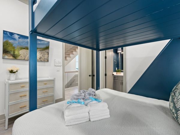 Luxurious Beachfront Home with 6 Bedrooms in Panama City Beach