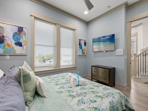Luxurious Beachfront Home with 6 Bedrooms in Panama City Beach