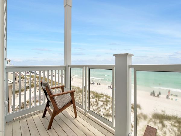 Luxury Panama City Vacation home Eight Bedroom On Beach