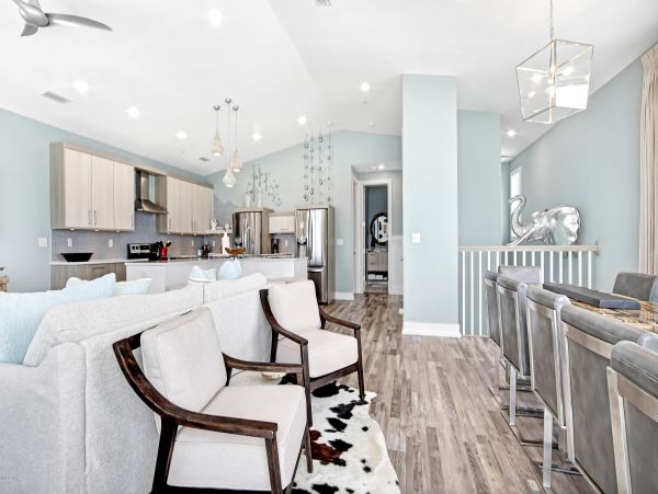 Luxury Panama City Vacation home Eight Bedroom On Beach