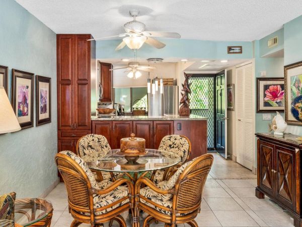 Charming Condo with Parcial Ocean View Sleeps 4