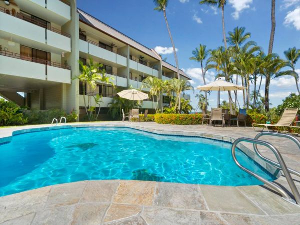 Charming Condo with Parcial Ocean View Sleeps 4