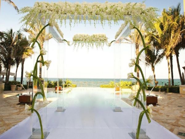 Palm Beach Vacation Suite with Great Resort Amenities