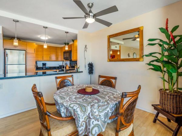 Kailua-Kona Two Bedroom Condo with Partial Ocean View