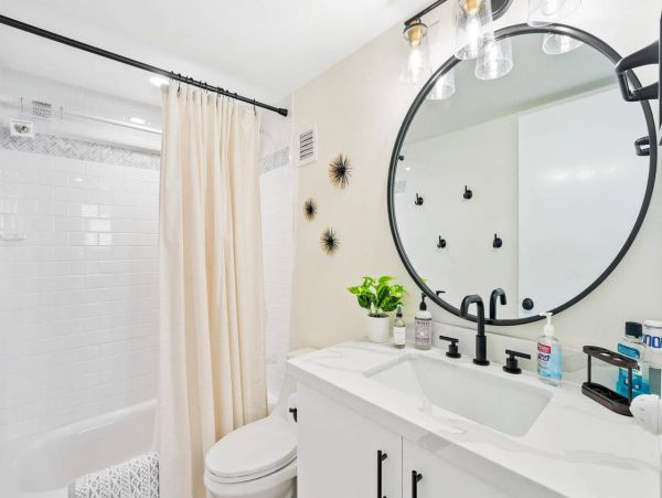 Two Bedroom Condo with Gorgeous Views Sleeps 4