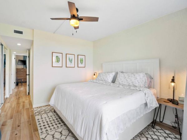 Two Bedroom Condo with Gorgeous Views Sleeps 4
