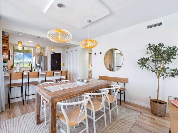 Two Bedroom Condo with Gorgeous Views Sleeps 4