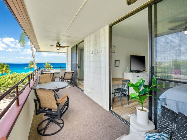 Two Bedroom Condo with Gorgeous Views Sleeps 4