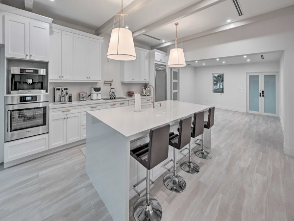 Only 2 miles to Marco Beaches Three Bedroom Vacation Home