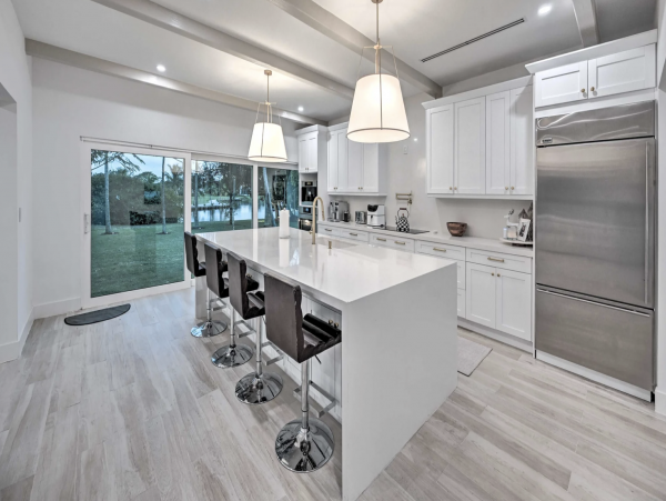 Only 2 miles to Marco Beaches Three Bedroom Vacation Home