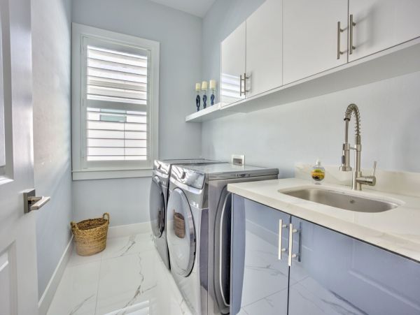 Luxurious Vacation Rental Near Vanderbilt Beach - Private Pool & Spa