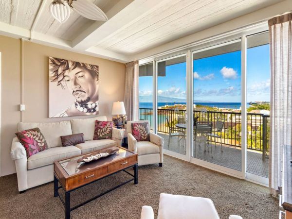 Oceanfront Kaanapali Vacation Condo One Bedroom