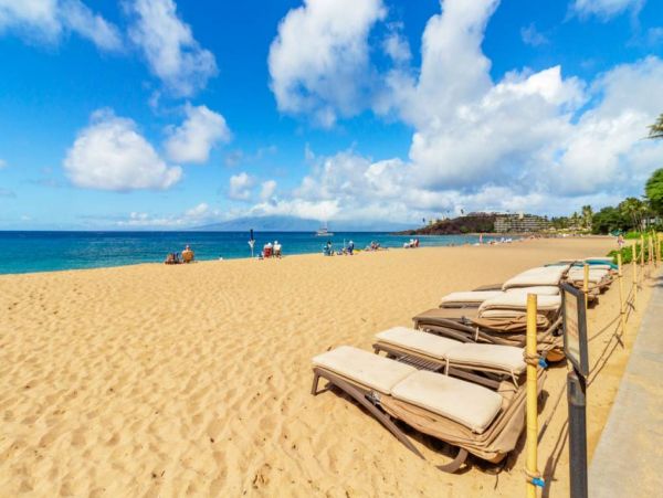 Oceanfront Kaanapali Vacation Condo One Bedroom