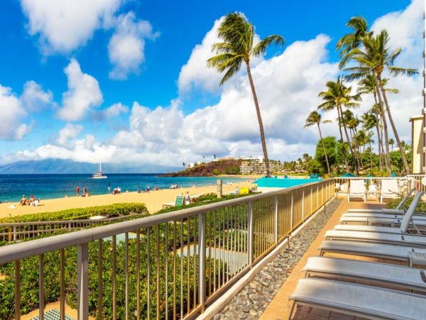 Oceanfront Kaanapali Vacation Condo One Bedroom