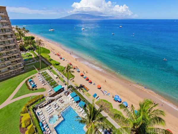 Oceanfront Kaanapali Vacation Condo One Bedroom