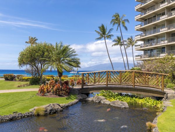 Oceanfront Kaanapali Vacation Condo One Bedroom