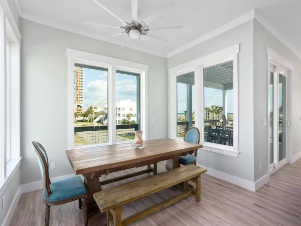 Gulf Views Pensacola Vacation Home Eight Bedrooms