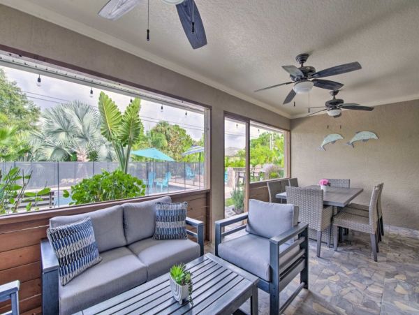 Three Bedroom Vacation Pool Home in Vero Beach
