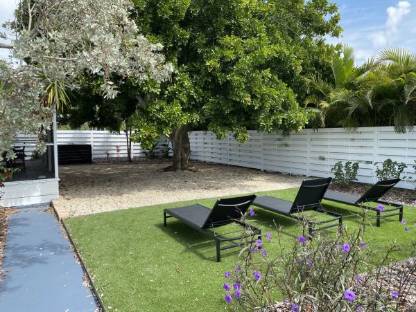 Lido Key Vacation Condo Walk to Beach Two Bedroom