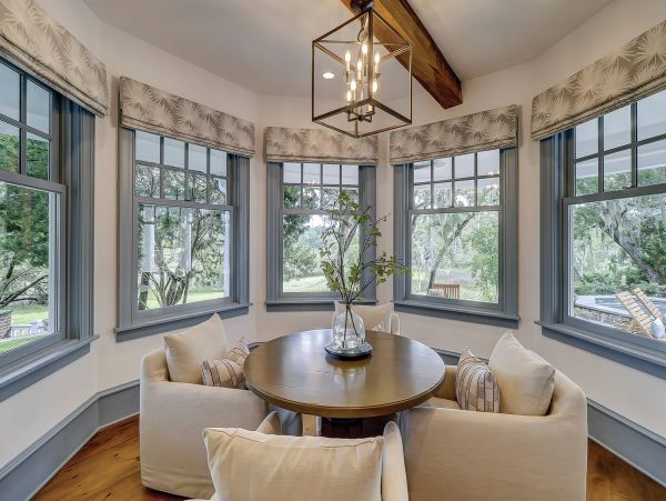Grand Luxury 8-Acre Estate Main House & Guest House Sleeps 22 Guests