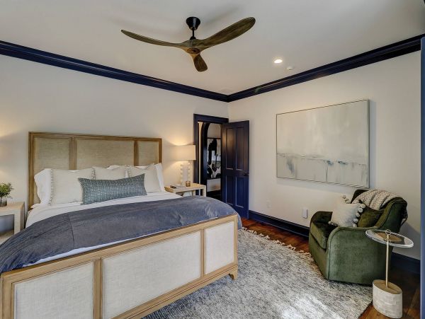 Grand Luxury 8-Acre Estate Main House & Guest House Sleeps 22 Guests