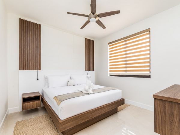 Luxury Four Bedroom Vacation Pool Villa in Turks and Caicos
