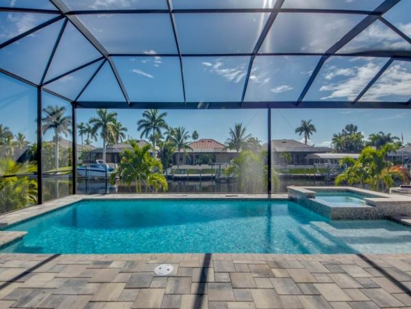Luxury Vacation Home in Cape Coral with Private Caged Pool and Hot Tub