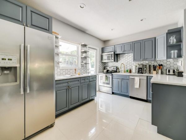 Fort Lauderdale Vacation Pool Home Four Bedroom