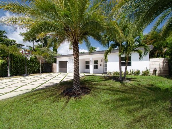 Fort Lauderdale Luxury Vacation Pool Home Four Bedroom
