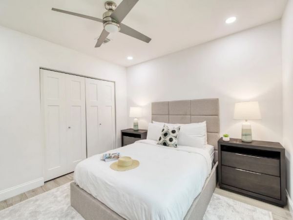 Fort Lauderdale Luxury Vacation Pool Home Four Bedroom