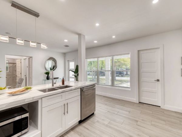 Fort Lauderdale Luxury Vacation Pool Home Four Bedroom