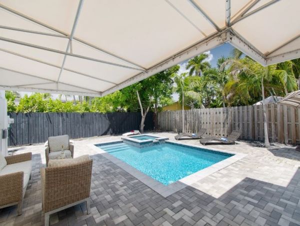 Fort Lauderdale Luxury Vacation Pool Home Four Bedroom
