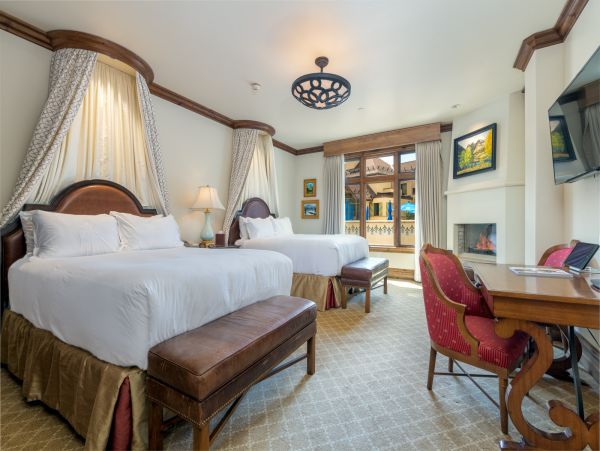 Vail Luxury Vacation Rental  4-Bedroom Lionshead Village Condo with Mountain Views