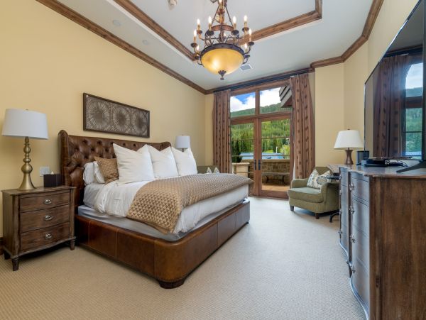 Vail Luxury Vacation Rental  4-Bedroom Lionshead Village Condo with Mountain Views