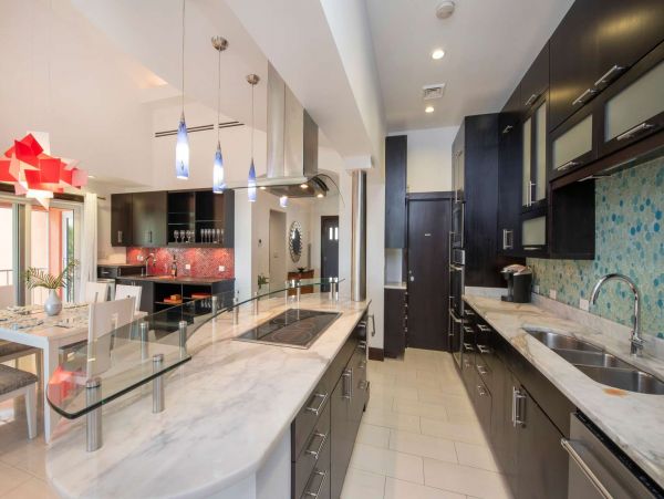 Luxury 3 Bedroom Condo in Cayman Islands Sleeps 8
