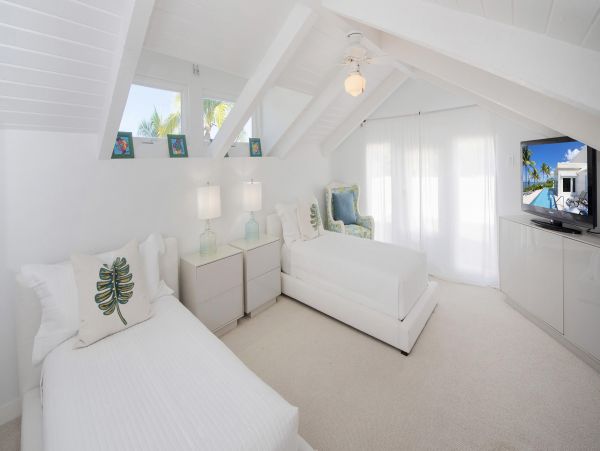 Cayman North Side Beachfront Villa Rental - Luxury Caribbean Oceanfront Home
