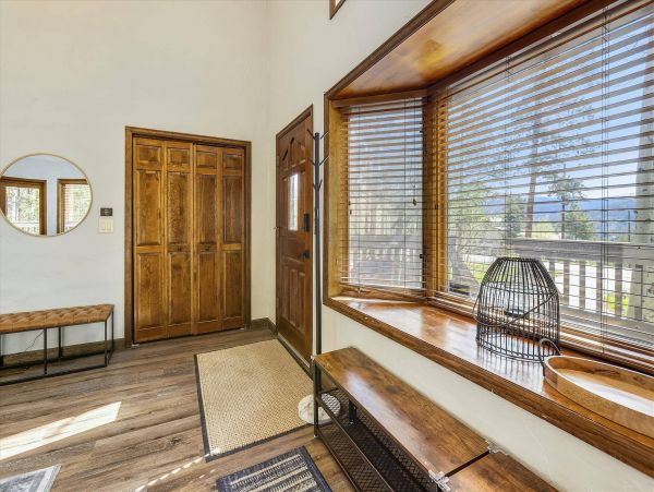 Five Bedroom Vacation Home in Breckenridge Sleeps Twelve Guests