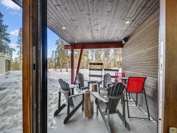 Breckenridge Three Bedroom Vacation Home with Ski Area Views