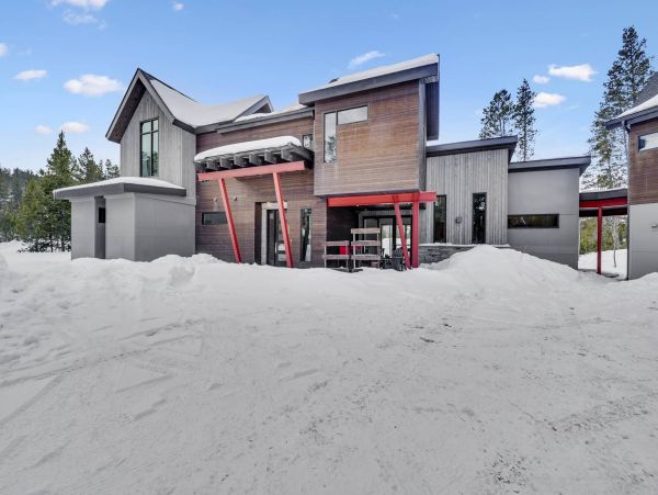 Breckenridge Three Bedroom Vacation Home with Ski Area Views