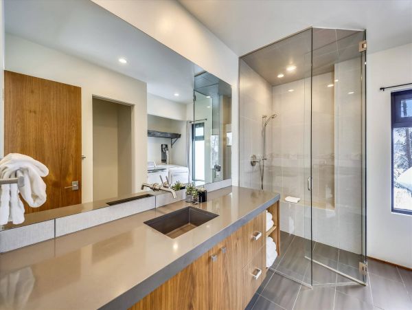 Breckenridge Three Bedroom Vacation Home with Ski Area Views