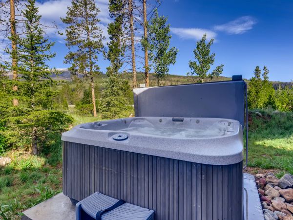 Breckenridge Three Bedroom Vacation Home with Ski Area Views
