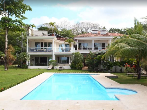 Beachfront Vacation Villa Jaco with 2 Pools & Sleeps 25