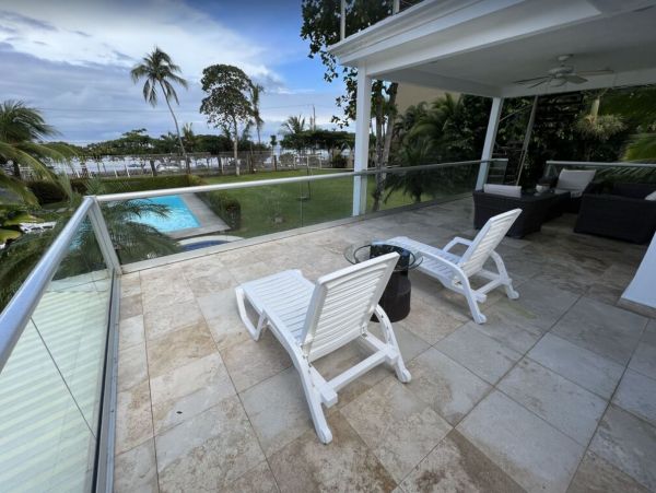 Beachfront Vacation Villa Jaco with 2 Pools & Sleeps 25