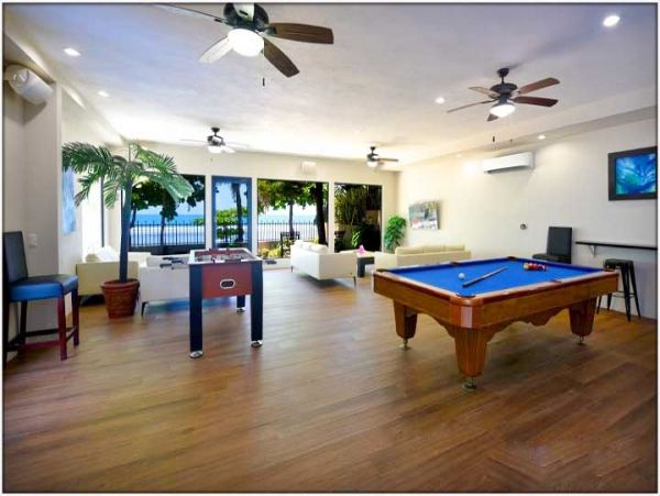 Oceanfront Jaco Vacation Pool Home Eight Bedroom