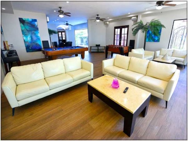 Oceanfront Jaco Vacation Pool Home Eight Bedroom