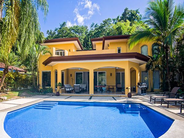 Great Interior Living Space, Large Terraces & Bay Views