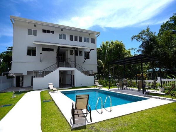 Luxury Beachfront Mansion with 13 Bedrooms Sleeps 20