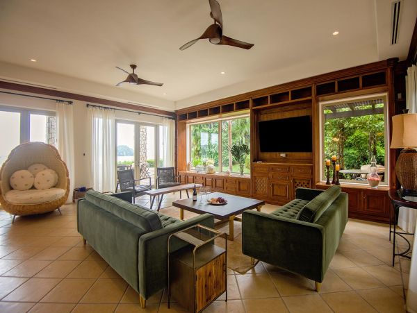 Herradura Vacation Pool Home Five Bedroom