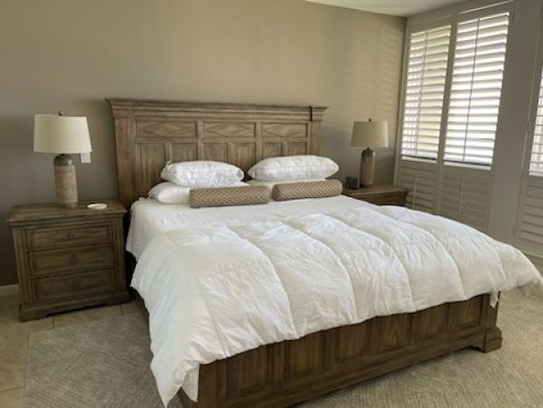 Luxury Beachplace Condo on 4th floor Corner unit